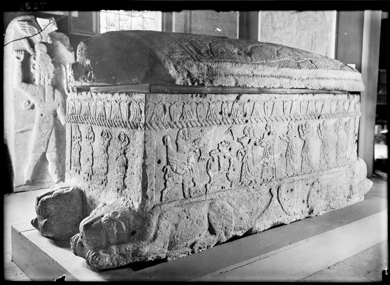 Il sarcofago di Ahiram re di Biblo